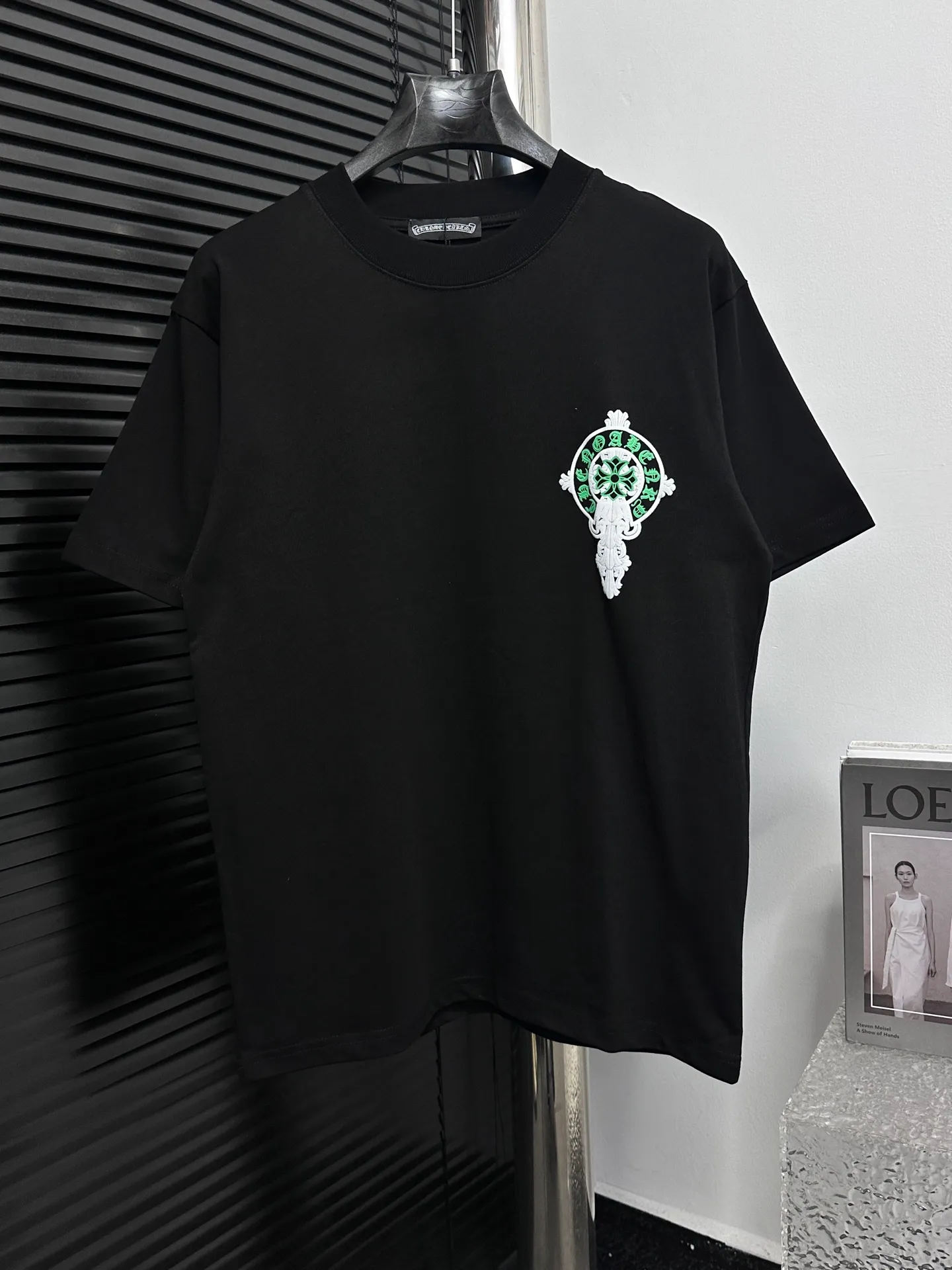 🅿️180 [Chrome heart*] Chrome heart 25ss early spring new cross foam short-sleeved T-shirt ·280 grams of 100% cotton double yarn jersey fabric ·Special thickened 32 pieces of double-strand 1x1 thread in the same cylinder custom dyeing ·Double-needle stitching and cross-stitching technology ·Original main mark washed tag Color: Black White Size: S-XL